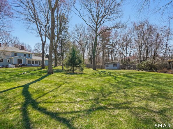21 Shawnee Lane, Monroe CT 06468