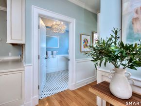 7 Heusted Drive, Greenwich CT 06870