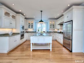 7 Heusted Drive, Greenwich CT 06870