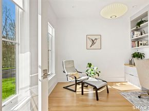 9 White Barns Lane, Norwalk CT 06851