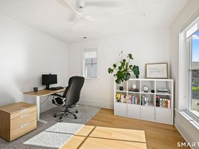 9 White Barns Lane, Norwalk CT 06851