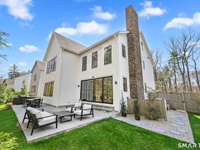 9 White Barns Lane, Norwalk CT 06851