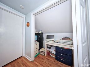 31 Elm Court, Bridgeport CT 06606