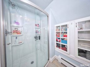 31 Elm Court, Bridgeport CT 06606