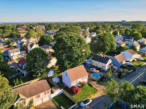 31 Elm Court, Bridgeport CT 06606