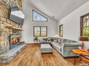 11 Spruce Mountain Trail, Danbury CT 06810