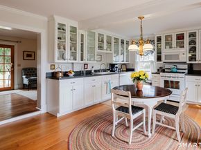 8 Hawleyville Road, Bethel CT 06801