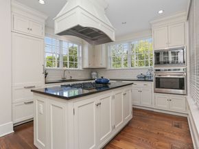 2 Elmwood Drive 2, Fairfield CT 06890