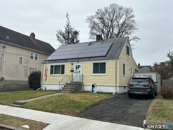 329 Ezra Street, Bridgeport CT 06606