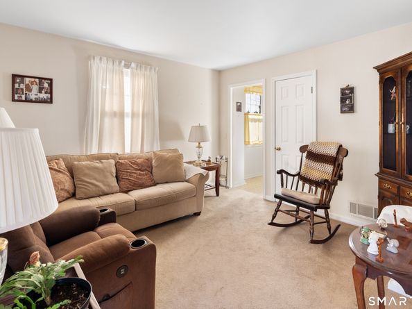 453 Sylvan Knoll Road, Stamford CT 06902