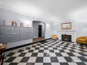 169 Mason Street APT 3B, Greenwich CT 06830