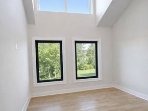 20 N Lake Shore Drive, Brookfield CT 06804