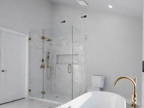 20 N Lake Shore Drive, Brookfield CT 06804