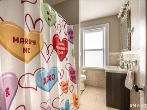 25 Westfield Avenue, Bridgeport CT 06606