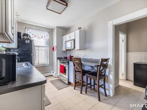 25 Westfield Avenue, Bridgeport CT 06606