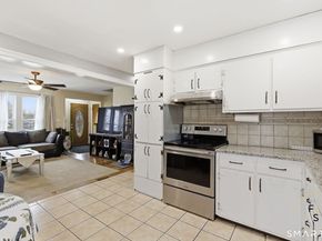 515 Birdseye Street, Stratford CT 06615