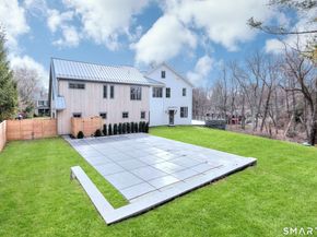 8 Loretta Court, Westport CT 06880
