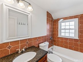 167 Hollow Tree Ridge Road, Darien CT 06820