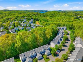1404 Cypress Drive 1404, Danbury CT 06811