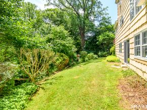 101 E Cross Road, Stamford CT 06907