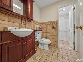 11 Stuart Drive, Greenwich CT 06870