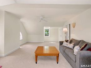 24 Saint Johns Place 4, New Canaan CT 06840