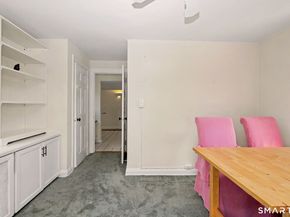 24 Saint Johns Place 4, New Canaan CT 06840