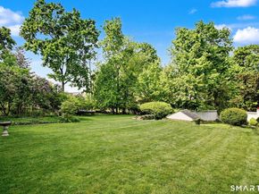 24 Saint Johns Place 4, New Canaan CT 06840