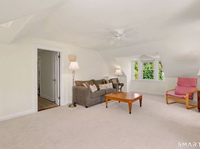 24 Saint Johns Place 4, New Canaan CT 06840
