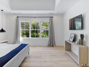 13 Sunswyck Road, Darien CT 06820