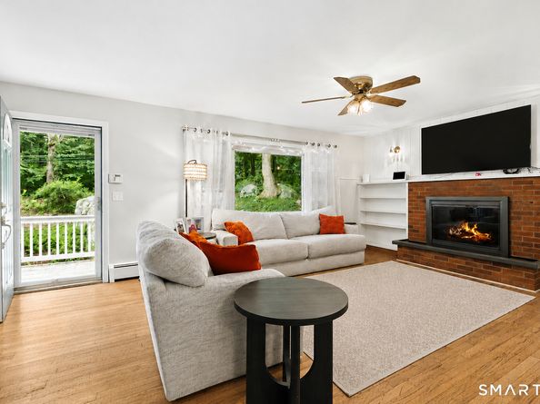 13 Ball Pond Road, Danbury CT 06811