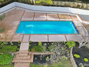 760 Chateau Drive, Hillsborough CA 94010