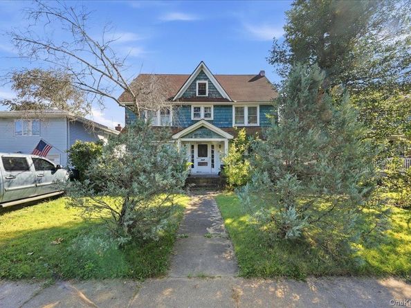 21 Sherman Avenue, Rockville Centre NY 11570
