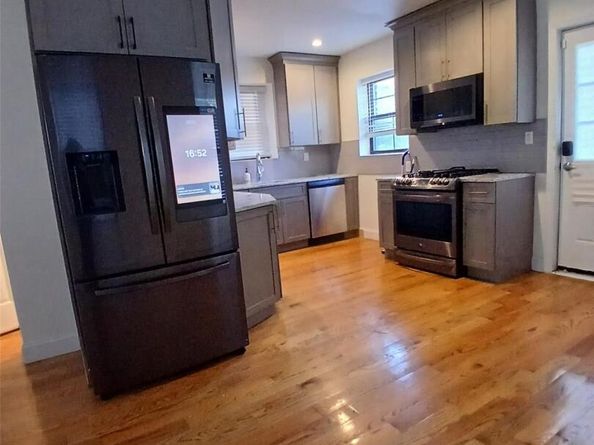 20507 Murdock Avenue, Saint Albans NY 11412