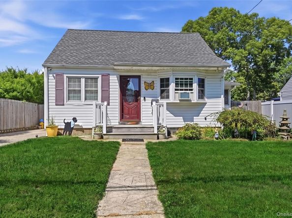 29 Sherwood Drive, Mastic Beach NY 11951