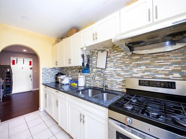 69-12 140th Street 2C, Flushing NY 11367