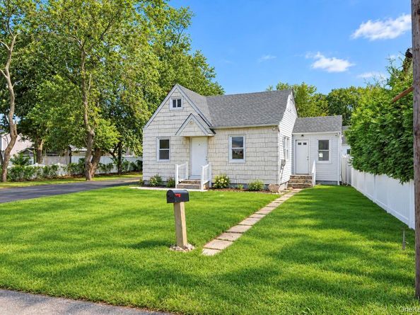 55 S 32nd Street, Wyandanch NY 11798
