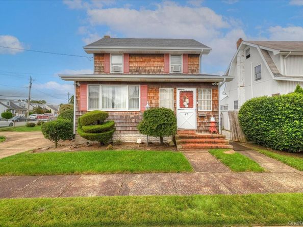 47 Chester Court, Oceanside NY 11572
