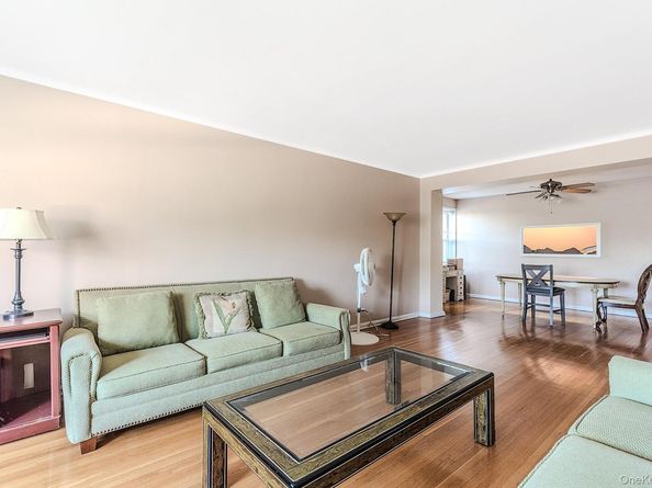 902 Ocean Parkway 3F, Brooklyn NY 11230