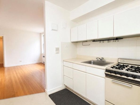 14445 Sanford Avenue 6, Flushing NY 11355