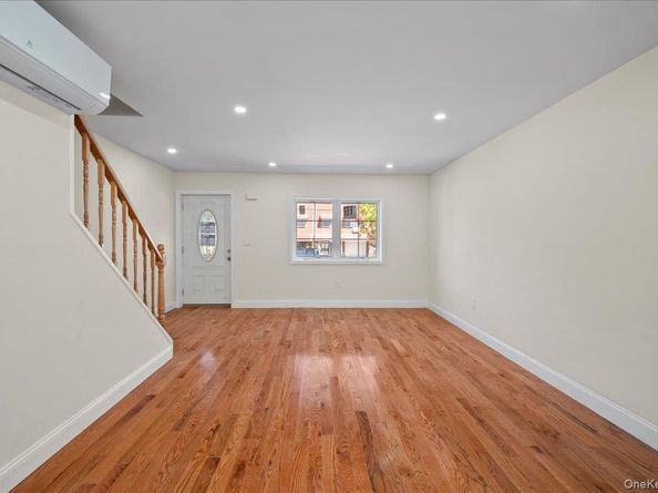 1302 E 223rd Street, Bronx NY 10466