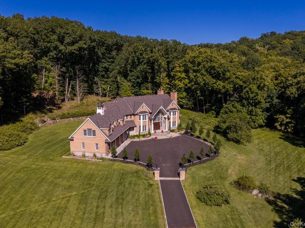 2649 Amawalk Road, Katonah NY 10536