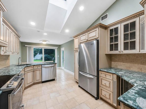49 Village Drive, Jericho NY 11753