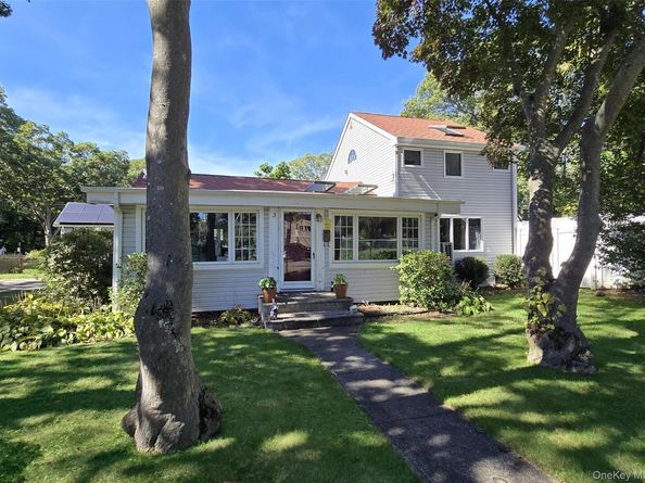3 Broadway, Ronkonkoma NY 11779