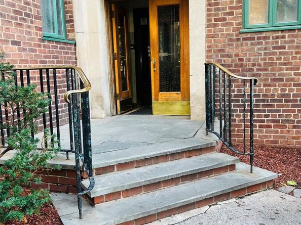 1595 Unionport Road 11A, Bronx NY 10462