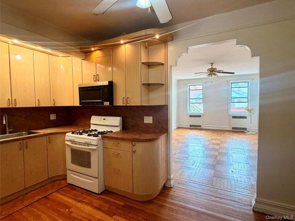 1717 Avenue N 2K, Brooklyn NY 11230