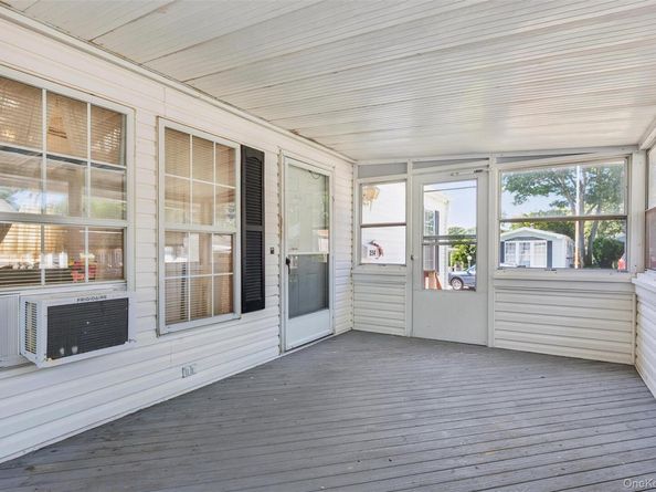1661 Old Country Road 254, Riverhead NY 11901