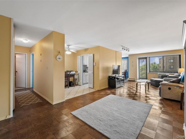 100 E Hartsdale Avenue 6LW, Hartsdale NY 10530