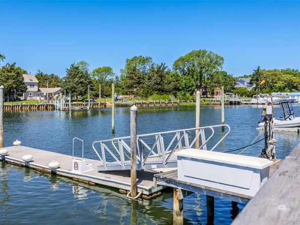 81 Beach Road, Aquebogue NY 11901