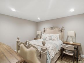 27 Davison Place, Rockville Centre NY 11570